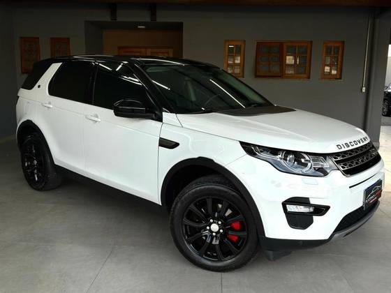 LAND ROVER DISCOVERY 4 3.0 BLACK 4X4 V6 24V BI-TURBO DIESEL 4P AUTOMÁTICO LAND ROVER DISCOVERY 4 3.0 BLACK 4X4 V6 24V BI-TURBO DIESEL 4P AUTOMÁTICO